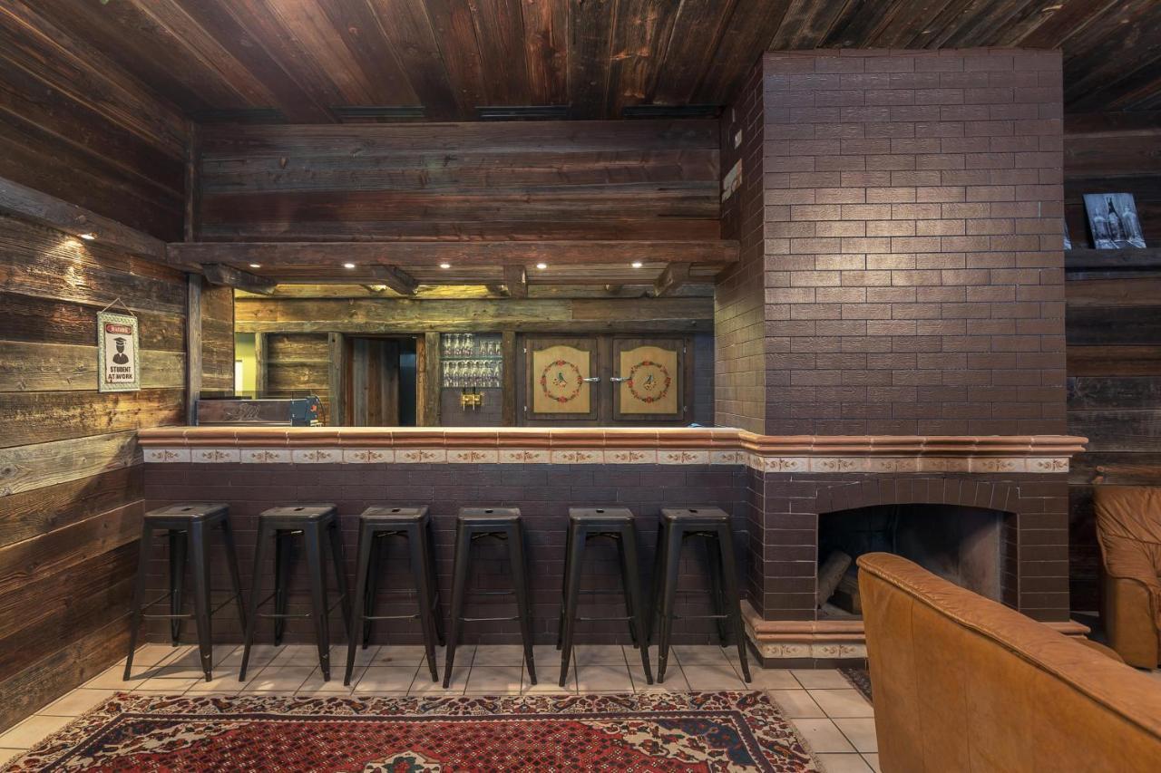 West Apartment