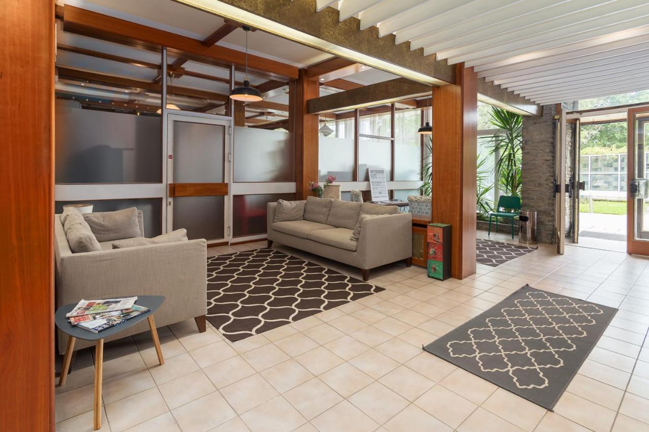 Apartment West