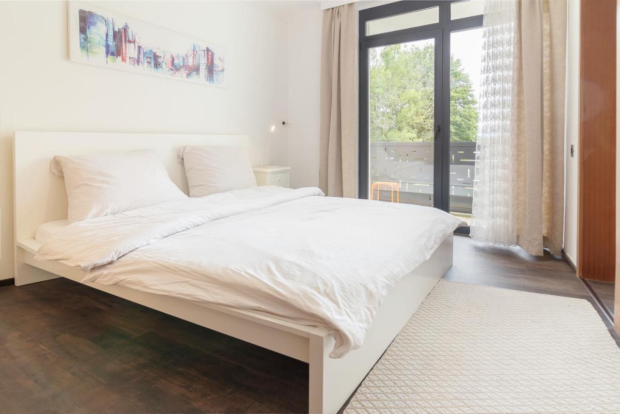 Apartment West *