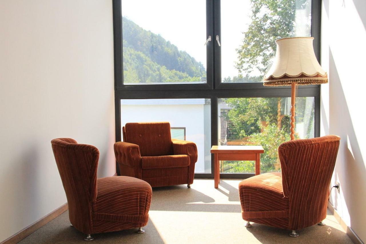 Apartment West *